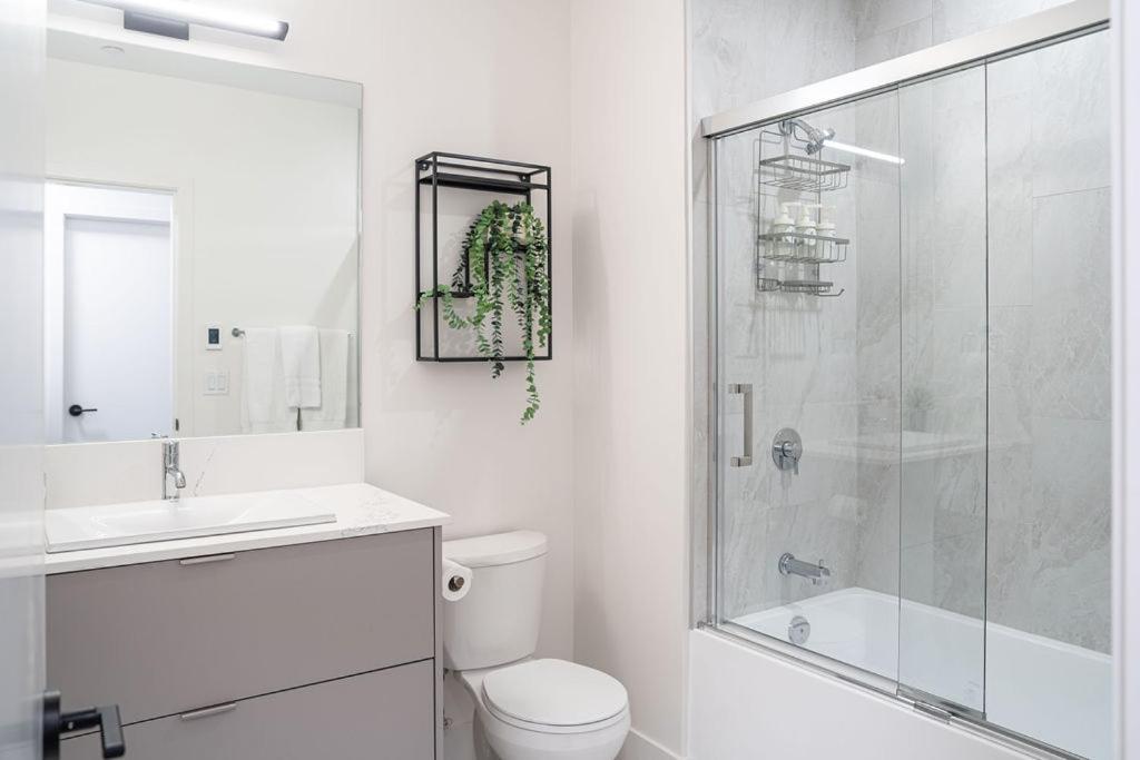 Appartement Ghost Peak By Revelstoke Vacations Extérieur photo