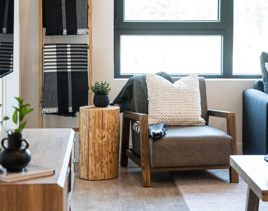 Appartement Ghost Peak By Revelstoke Vacations Extérieur photo